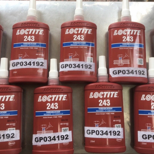 LOCTITE 243