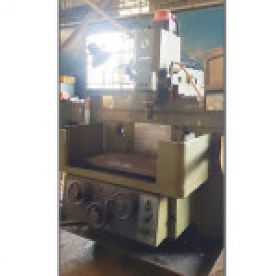 Máy Phay CNC Makino 